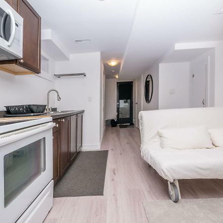 Cosy 1 Bedroom Suite In Leslieville Toronto Exterior foto